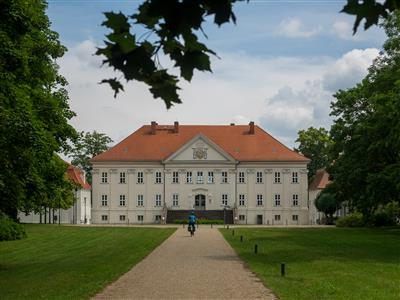 &nbsp; Schloss Hohenzieritz