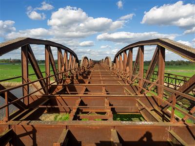 Dömitzer Eisenbahnbrücke